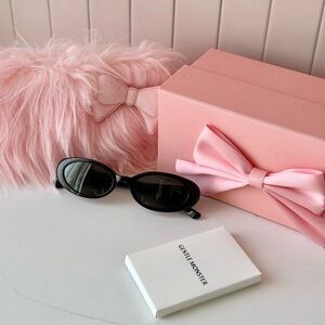 GENTLE MONSTER Jennie Black Pink Jentle Salon Hush 01 Black Sunglasses